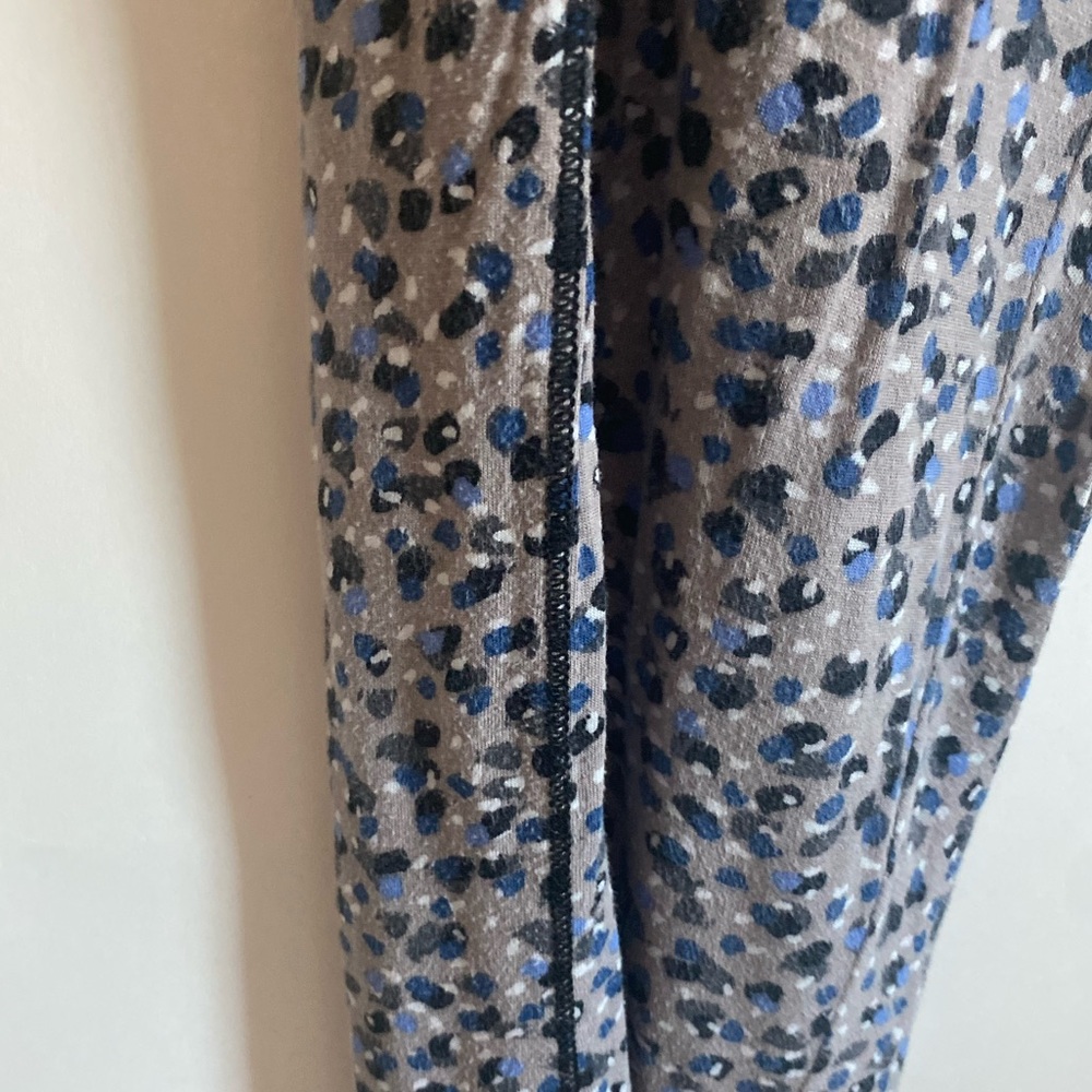 DKNY PRINTED PAJAMA LOUNGE PANTS - Picture 5 of 10
